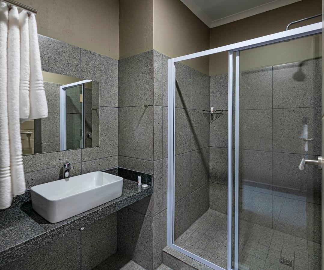 Upington Inn Екстер'єр фото